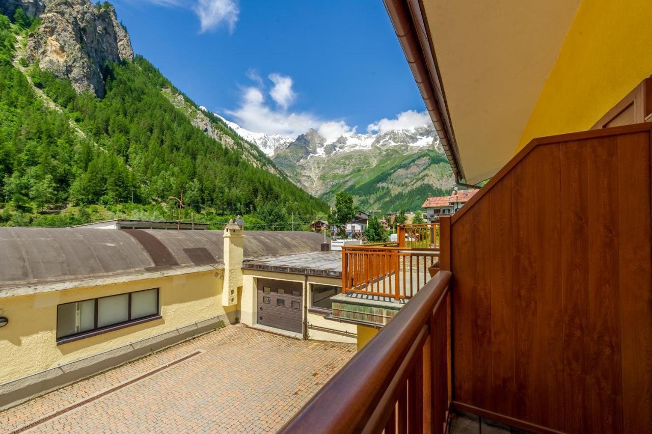 Casa Jasmine - Cir Vda Courmayeur 0154 Buitenkant foto