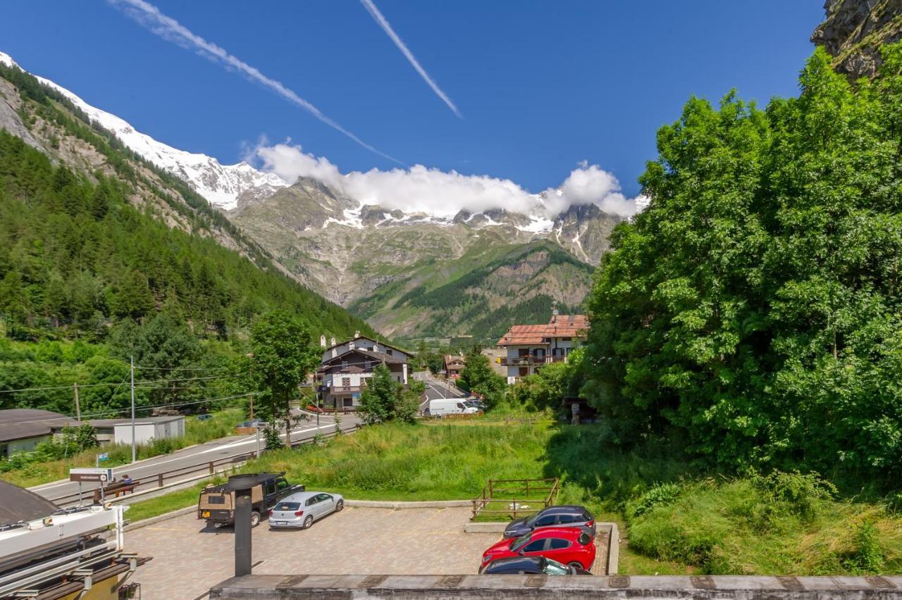 Casa Jasmine - Cir Vda Courmayeur 0154 Buitenkant foto