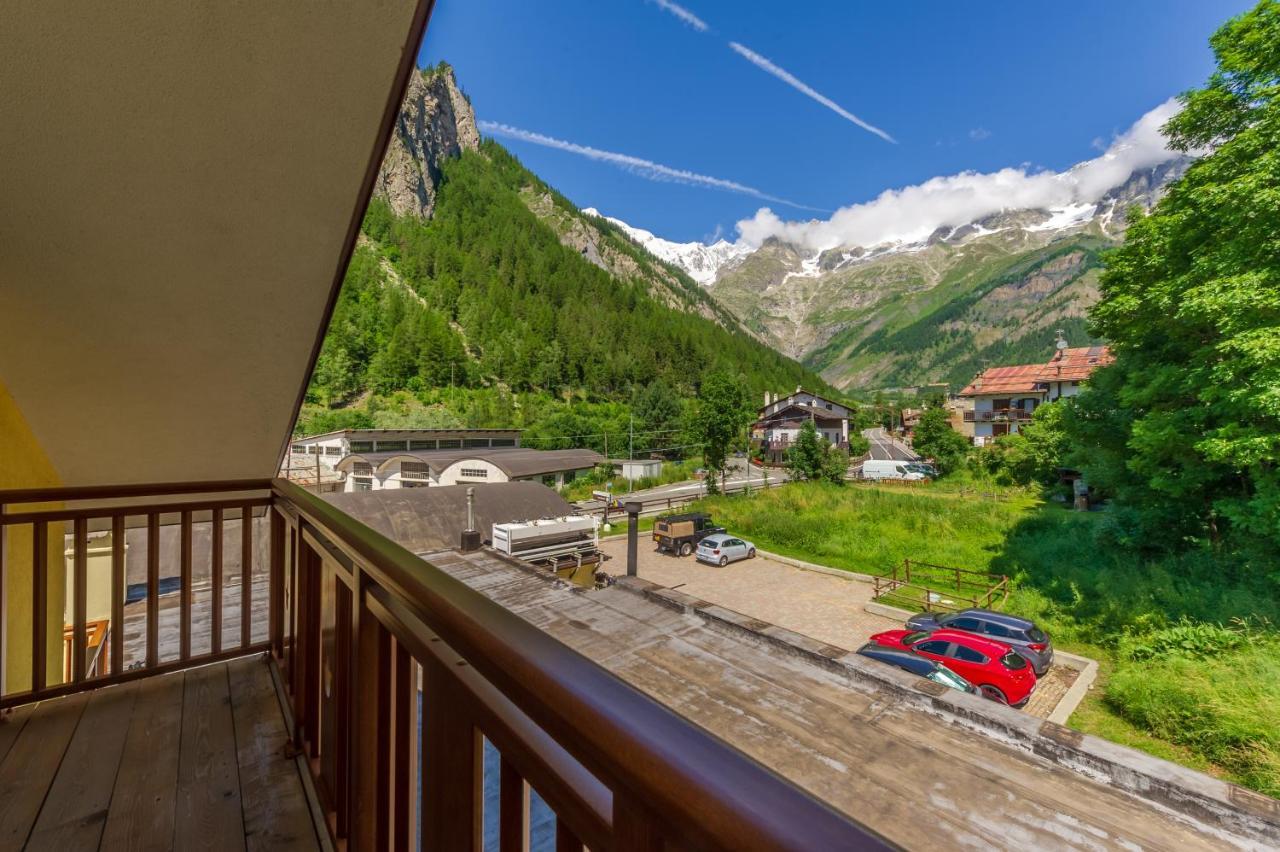 Casa Jasmine - Cir Vda Courmayeur 0154 Buitenkant foto